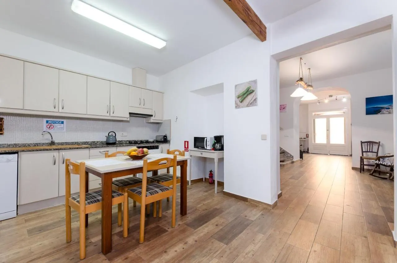 Es Comellar Villa Lloret de Vistalegre 0*,  Spain