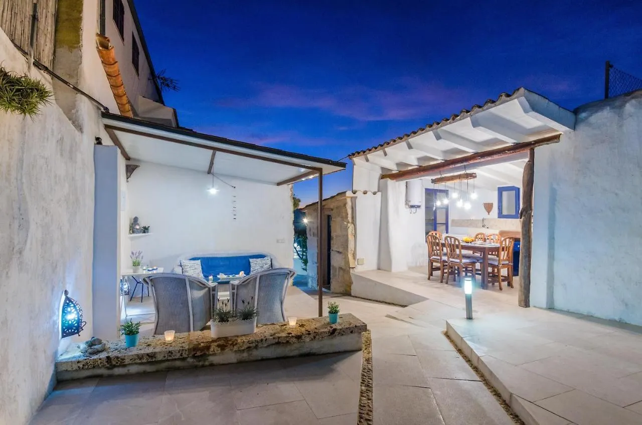 Holiday home Es Comellar Villa Lloret de Vistalegre Spain
