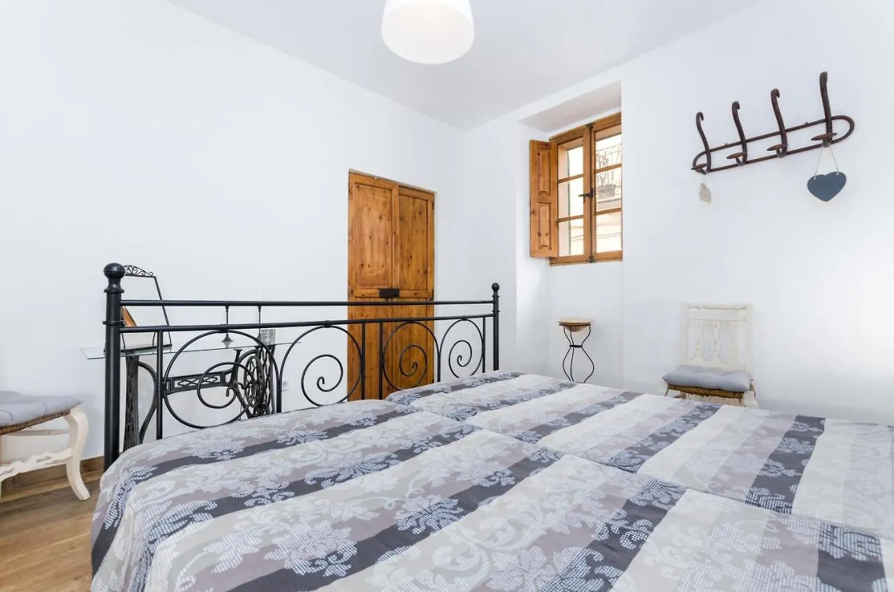Es Comellar Villa Lloret de Vistalegre Spain