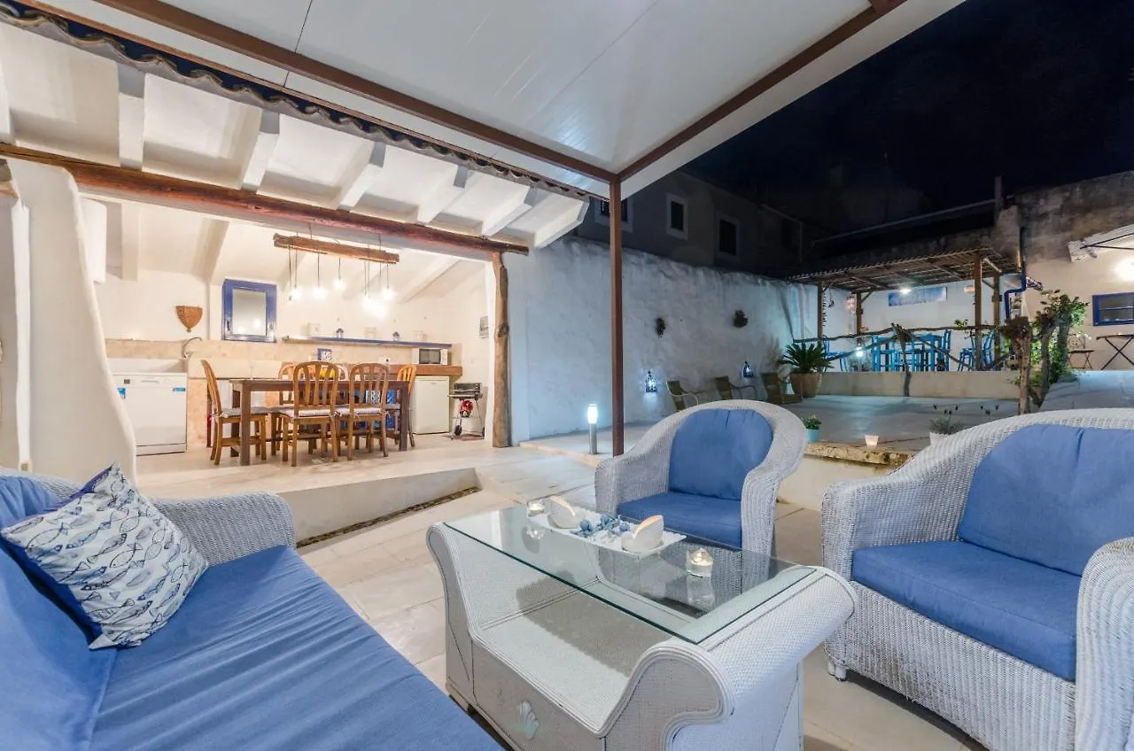 Es Comellar Villa Lloret de Vistalegre Spain